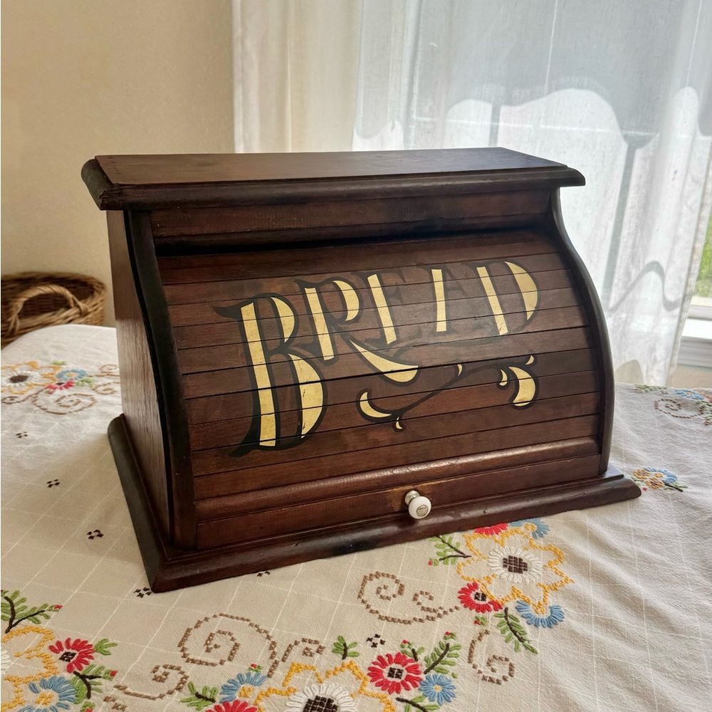1970s Vintage Roll Top Wooden Bread Box